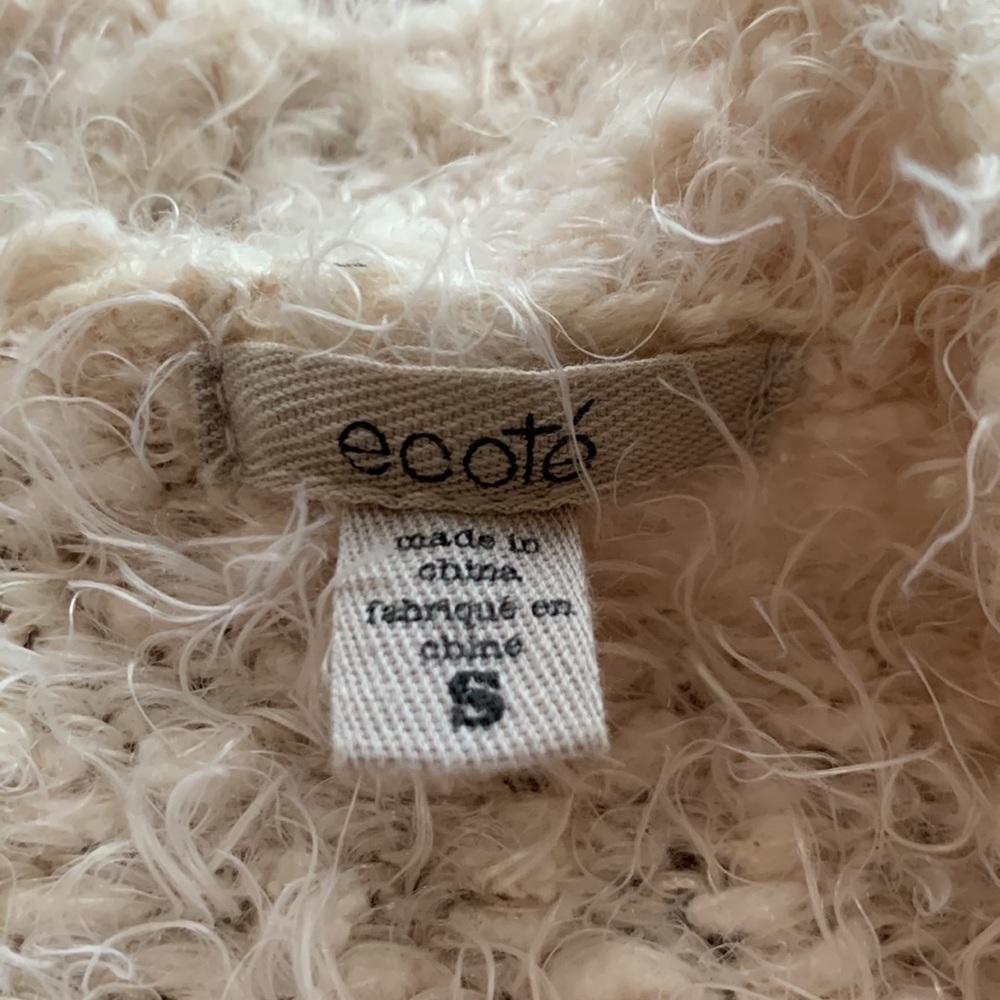 Ecote Women’s Ivory Cream Fuzzy Open Front Cardigan w/ Side Pockets Size Small - Picture 4 of 6